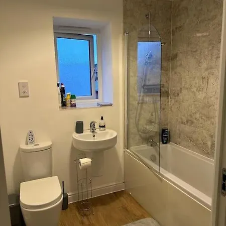 Kent Sittingbourne Entire Home Close To The Beach Экстерьер фото