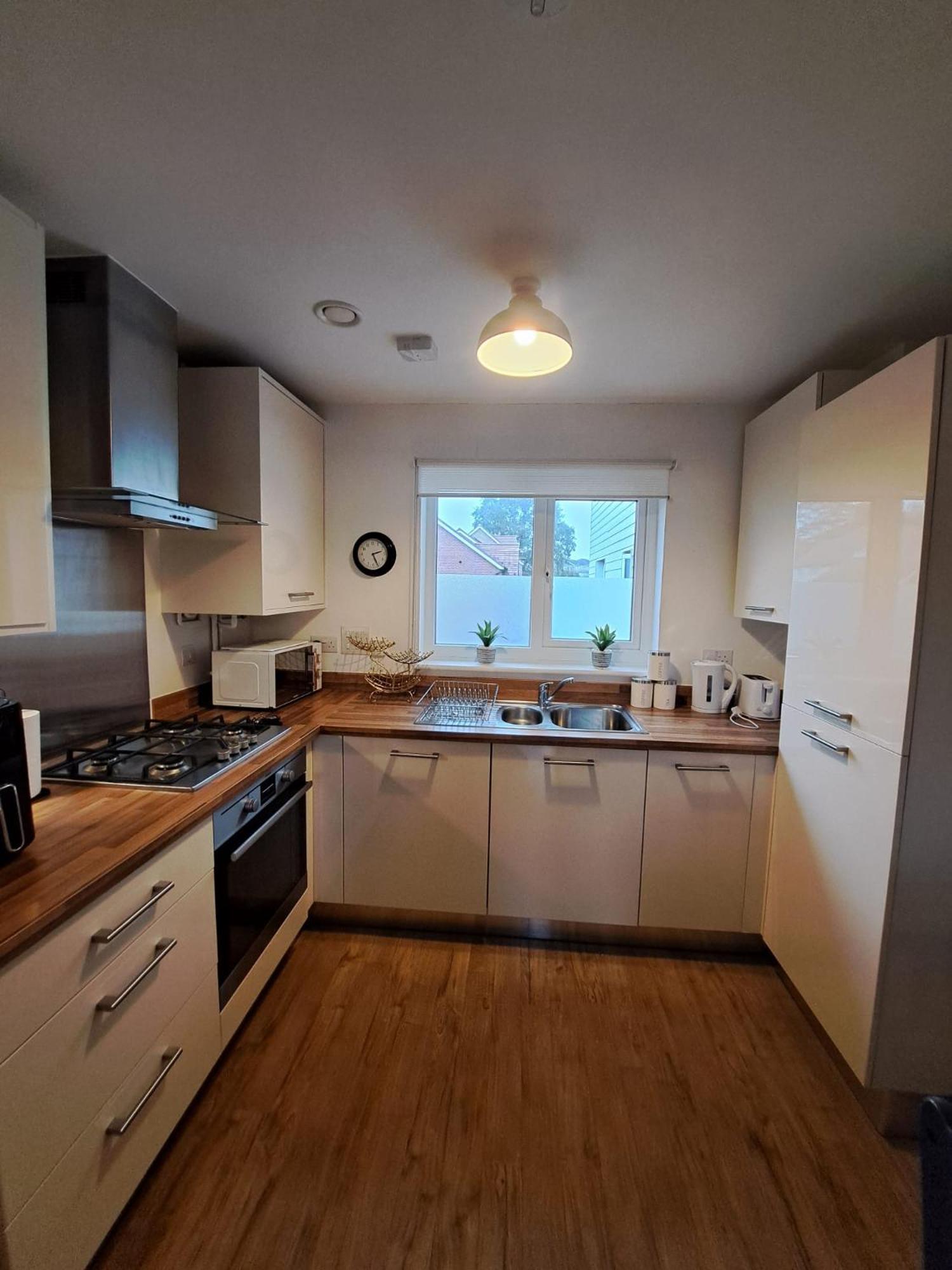 Kent Entire Close To The Apartment Sittingbourne