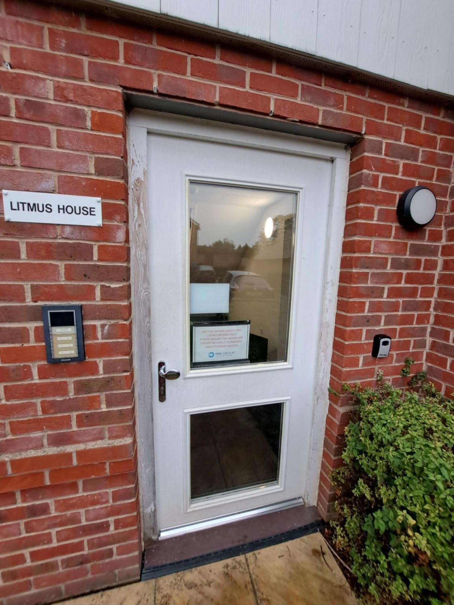 Apartment Kent Entire Close To The